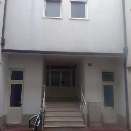 With Wifi - 14824 Apartamento Omiš